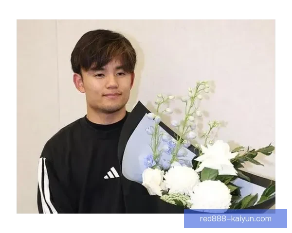 久保建英庆祝动作起源