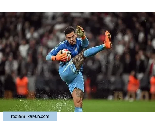 埃德森本赛季表现稳健，防守影响力持续提升